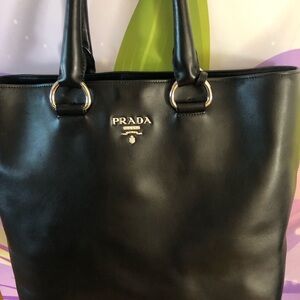 Chic Black Leather Tote Bag
